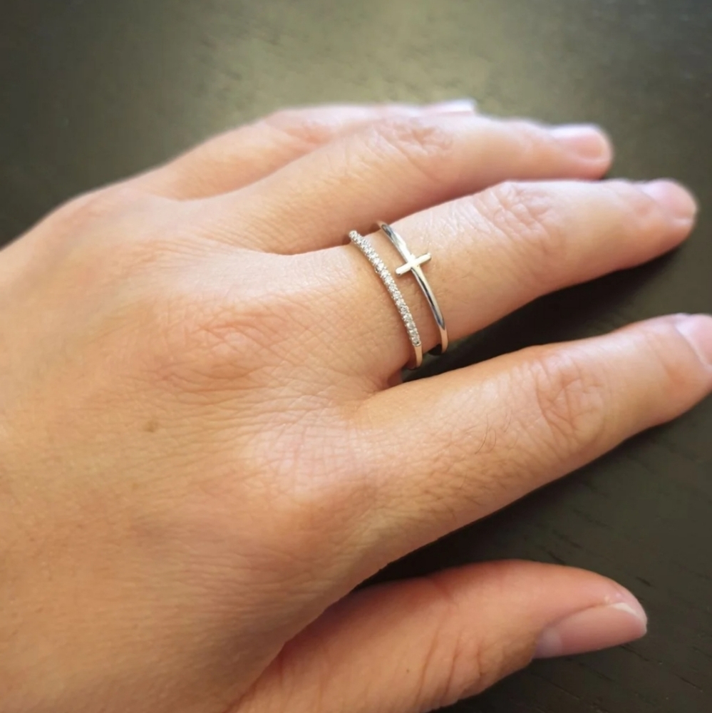 Cross ring